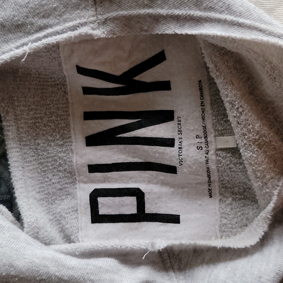 Victoria's Secret PINK Pullover - Picture 3 of 3